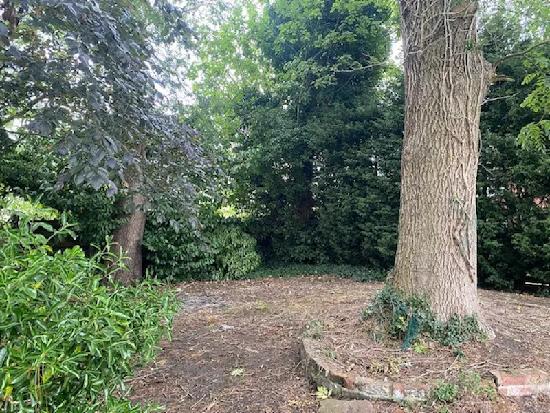 Urmston Family Home, D2831 (photo 38)