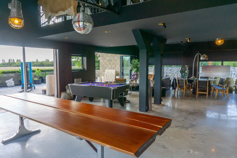 Games room at Colchester Fossil Barn, L770 (photo 7)