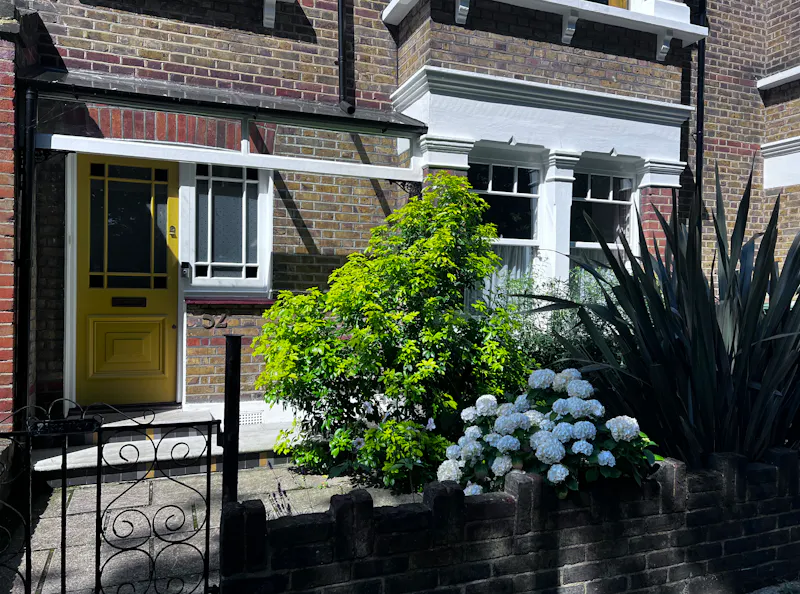 Quirky Hither Green house, B1790 (photo 39)