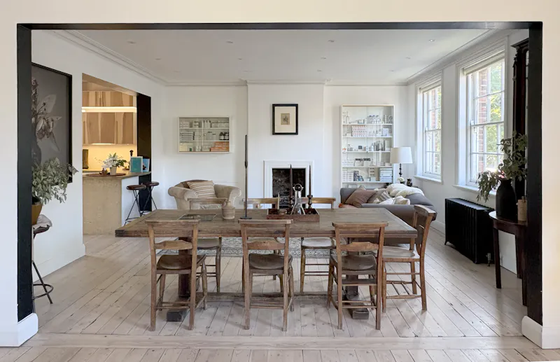 Open plan at Converted Camberwell pub, F591 (photo 16)