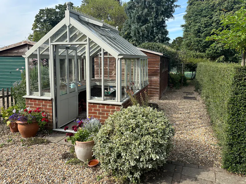 Greenhouse at Alton Country Cottage, C953 (photo 24)