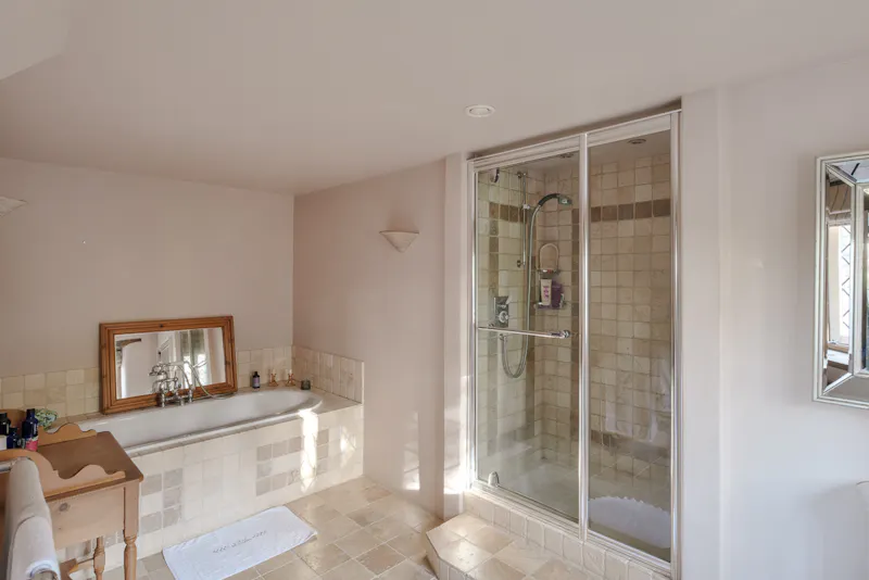 Bathroom at Beautiful Sussex Farmhouse, L772 (photo 46)