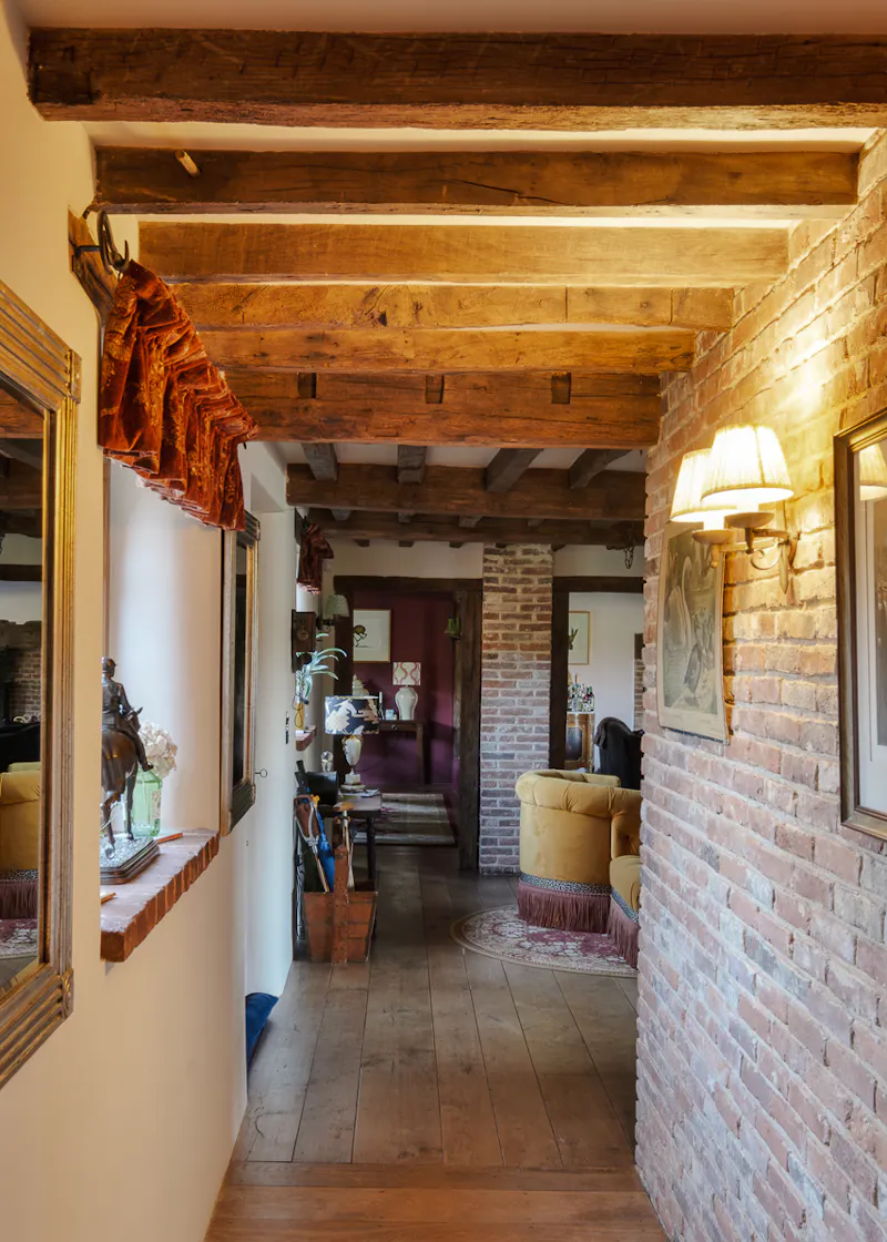 Beautiful Sussex Farmhouse, L772 (photo 13)