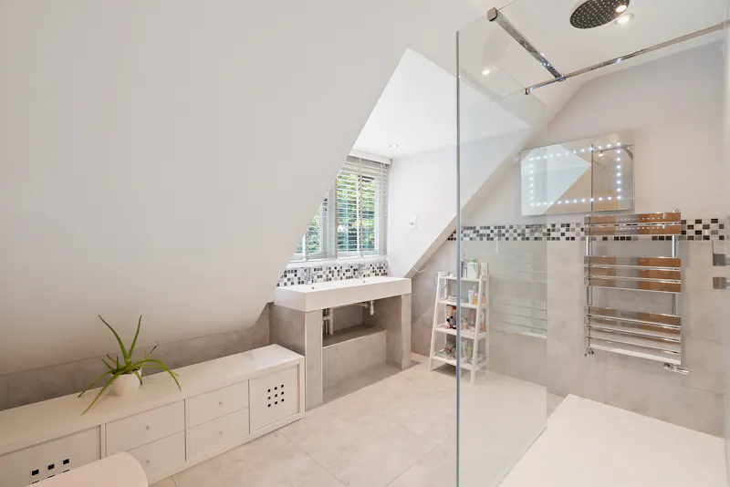 Modern Marlow Pool House, D2836 (photo 27)