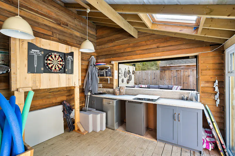 Modern Marlow Pool House, D2836 (photo 51)