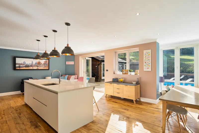 Modern Marlow Pool House, D2836 (photo 6)