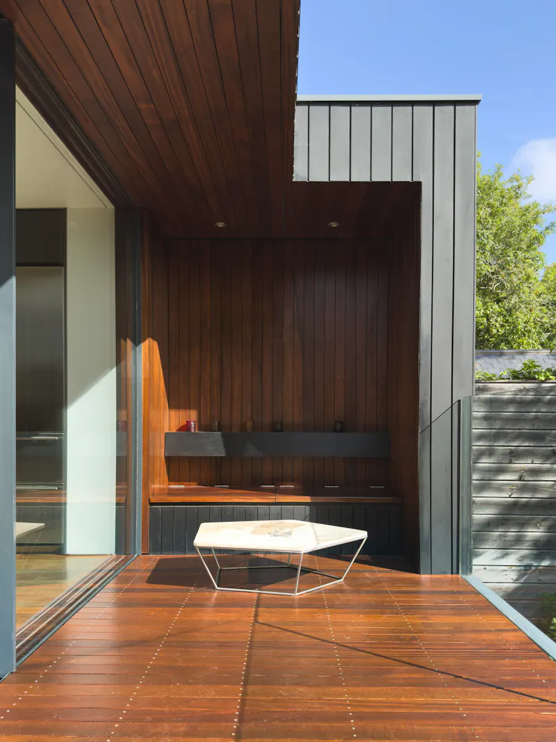 Sophisticated Highgate house, D2255 (photo 11)