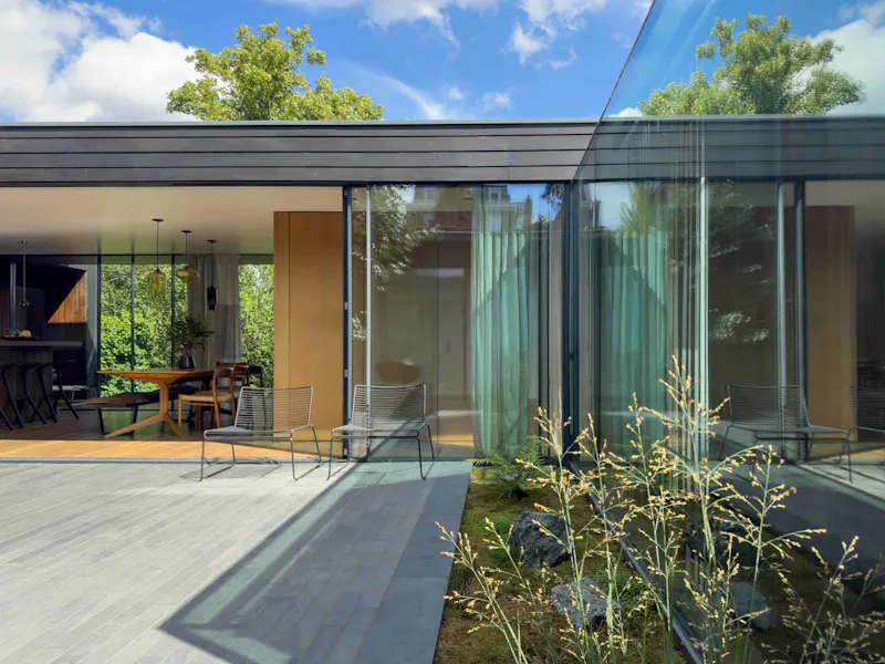 Sophisticated Highgate house, D2255 (photo 21)