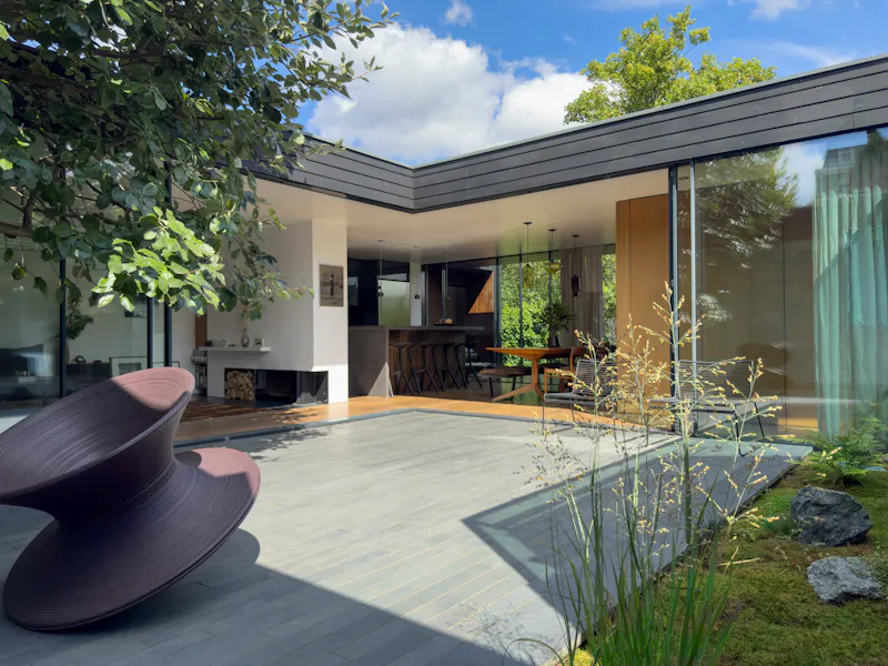 Sophisticated Highgate house, D2255 (photo 20)