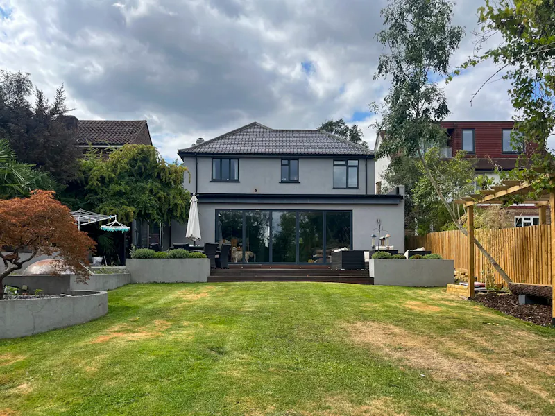 Modern Crystal Palace home, D2835 (photo 43)
