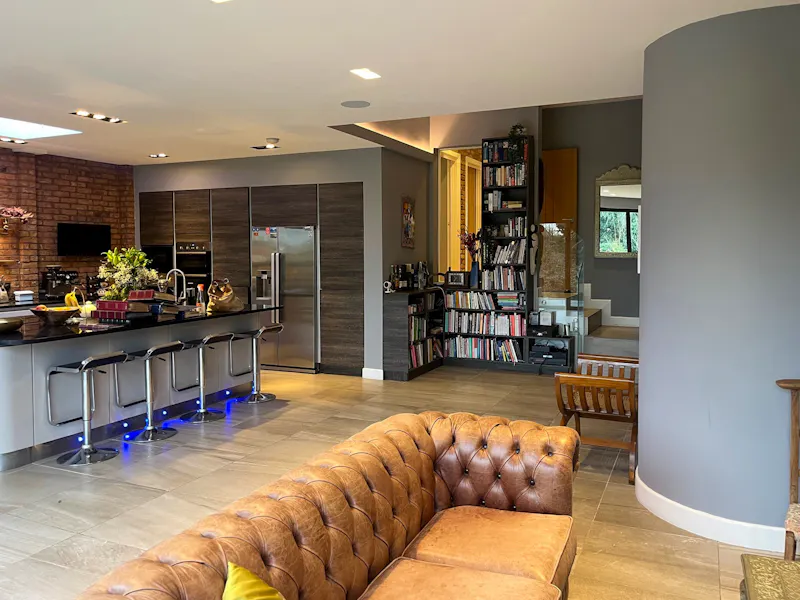 Modern Crystal Palace home, D2835 (photo 8)