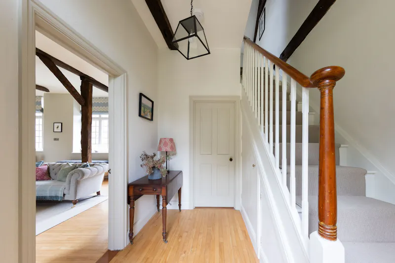 Entrance hall at West Dean cosy cottage, C956 (photo 12)