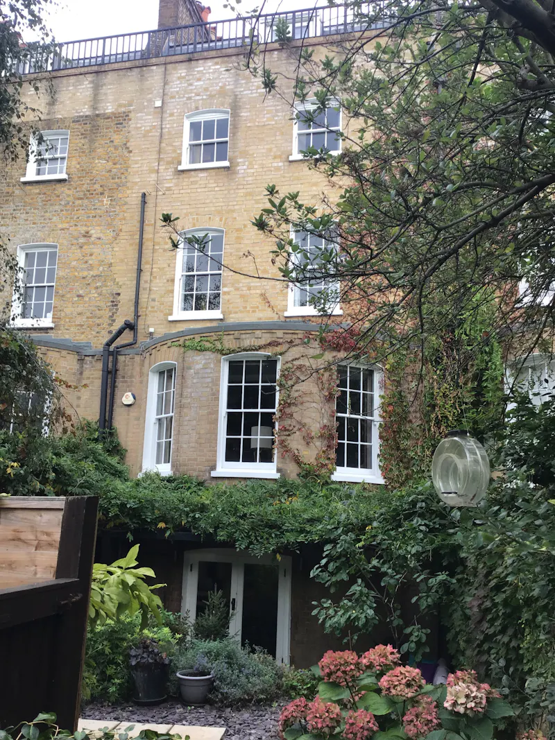 Elephant & Castle Townhouse, A1671 (photo 20)