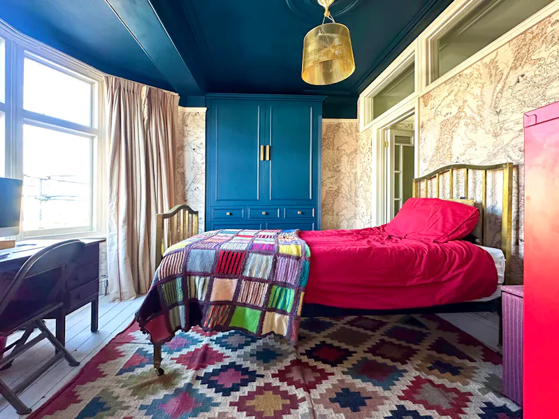 Colourful Palmers Green home, E525 (photo 55)