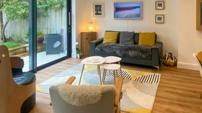 Living Room at Beckenham family home, D2838 (photo 5)