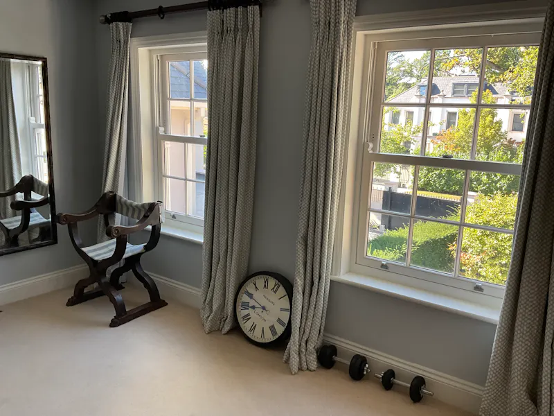 Luxury Kingston house, D2480 (photo 9)