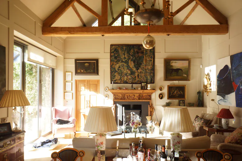 Living Room at Elegant Oxford Barn Conversion, L775 (photo 10)
