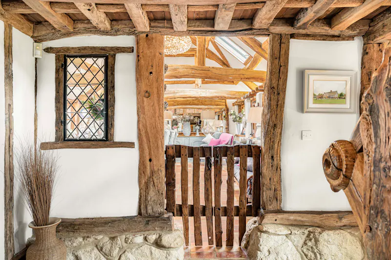 Impressive Milton Keynes barn, L774 (photo 18)