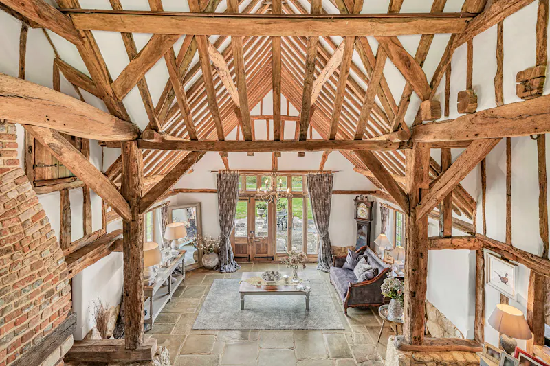 Impressive Milton Keynes barn, L774 (photo 9)