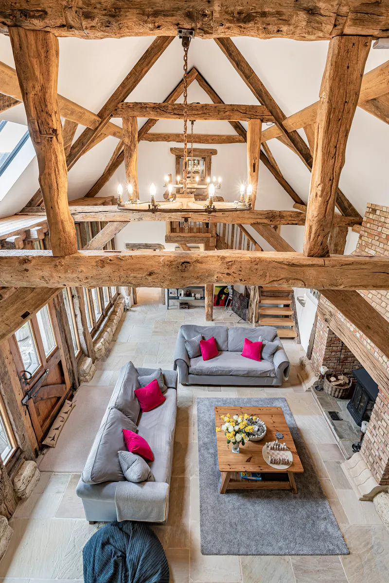 Impressive Milton Keynes barn, L774 (photo 17)