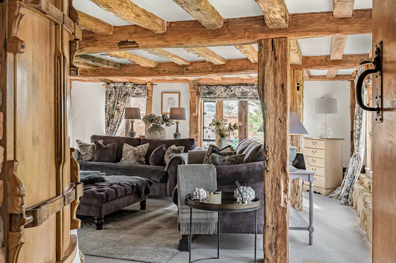 Impressive Milton Keynes barn, L774 (photo 30)
