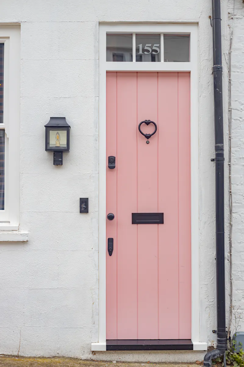 Colourful Chelsea Mews, B2091 (photo 40)