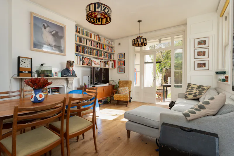 Living Room at Artistic Stoke Newington Flat , F1266 (photo 7)