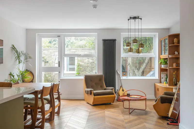Putney 70s inspired home, D2839 (photo 10)