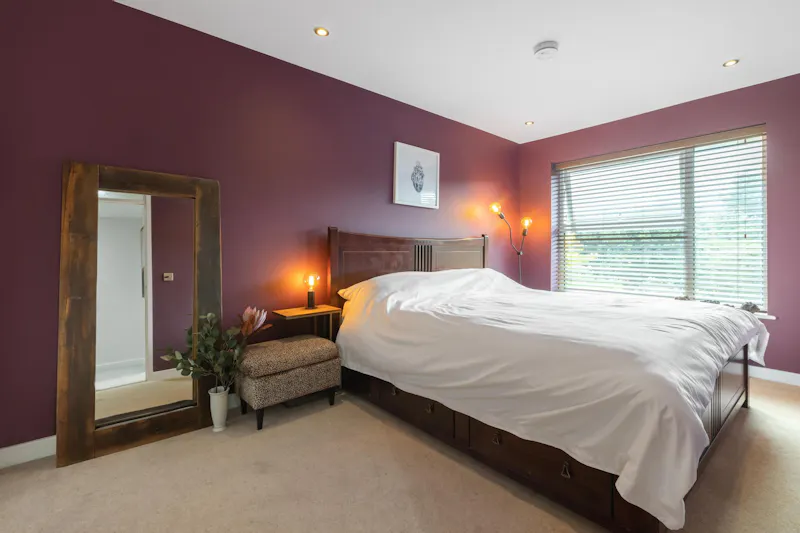 Bedroom at Putney 70s inspired home, D2839 (photo 17)