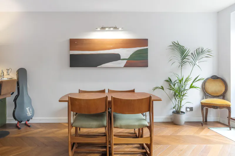Putney 70s inspired home, D2839 (photo 8)