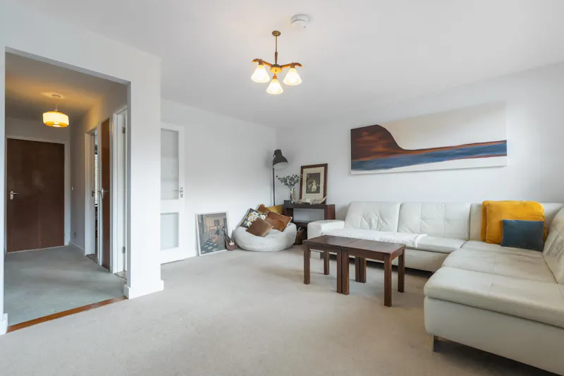 Putney 70s inspired home, D2839 (photo 16)