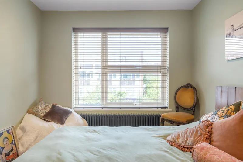 Putney 70s inspired home, D2839 (photo 27)