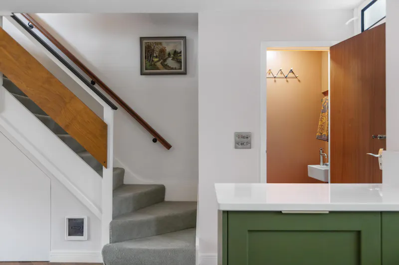 Putney 70s inspired home, D2839 (photo 6)
