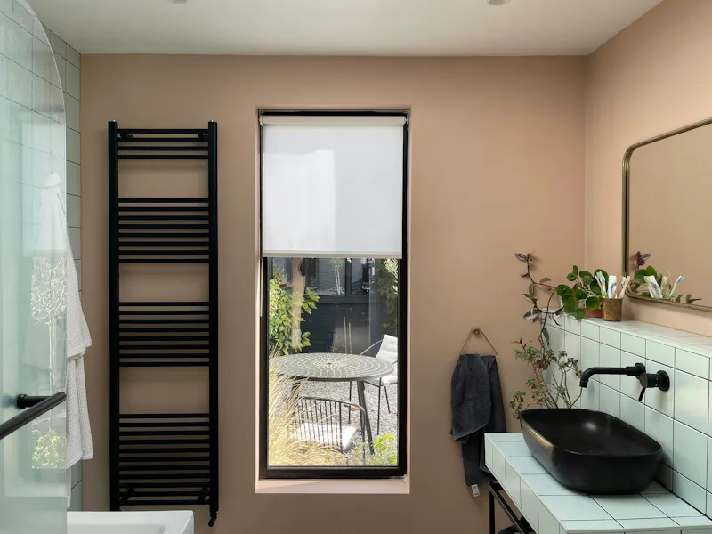 Bathroom at Earthy Walthamstow terrace home, B2092 (photo 17)