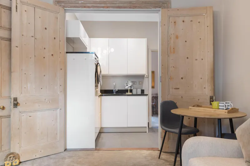 Cosy Islington flat, B2093 (photo 9)