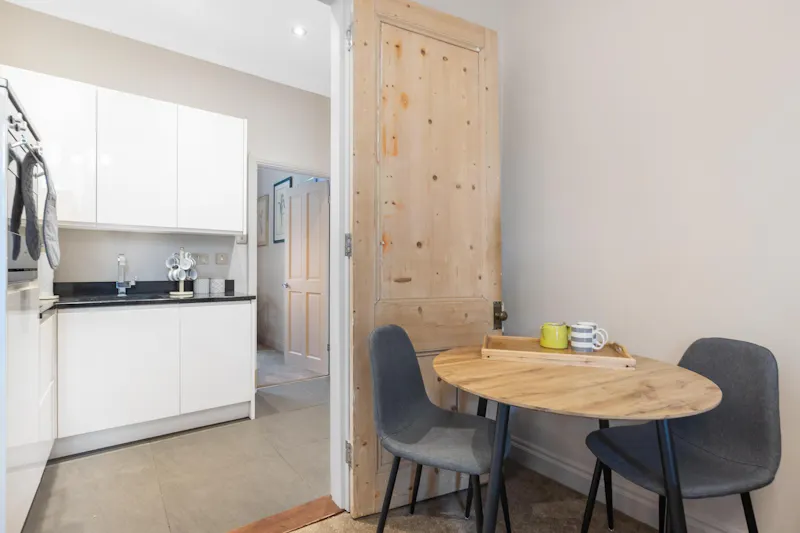 Cosy Islington flat, B2093 (photo 10)