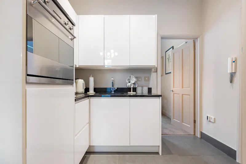 Cosy Islington flat, B2093 (photo 11)