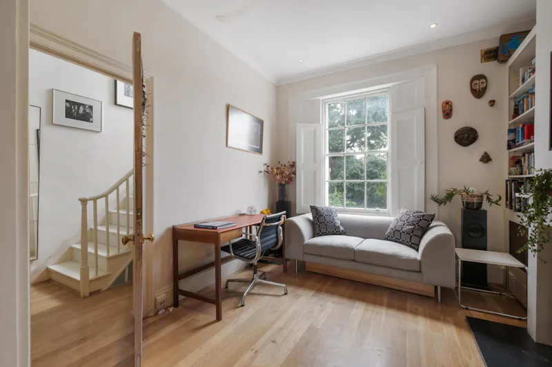 Sleek De Beauvoir townhouse, B2094 (photo 5)