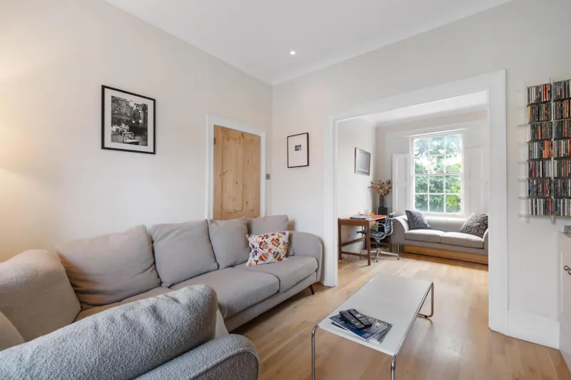 Sleek De Beauvoir townhouse, B2094 (photo 4)