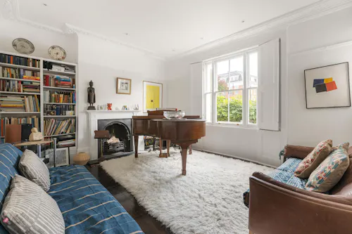 Cosy Camden cottage , B2095