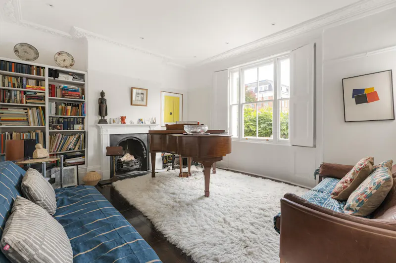 Living Room at Cosy Camden cottage , B2095 (photo 3)