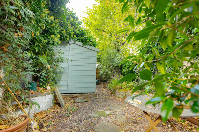 Shed at Cosy Camden cottage , B2095 (photo 22)