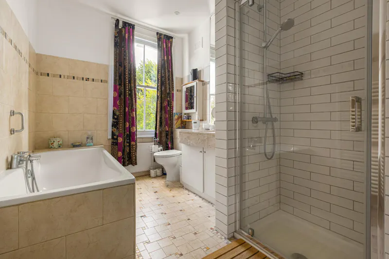 Tiled at Cosy Camden cottage , B2095 (photo 20)
