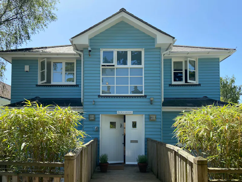 Bright Tunbridge Wells house, C955 (photo 1)