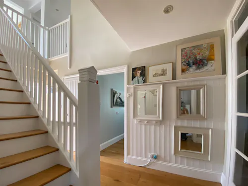 Bright Tunbridge Wells house, C955