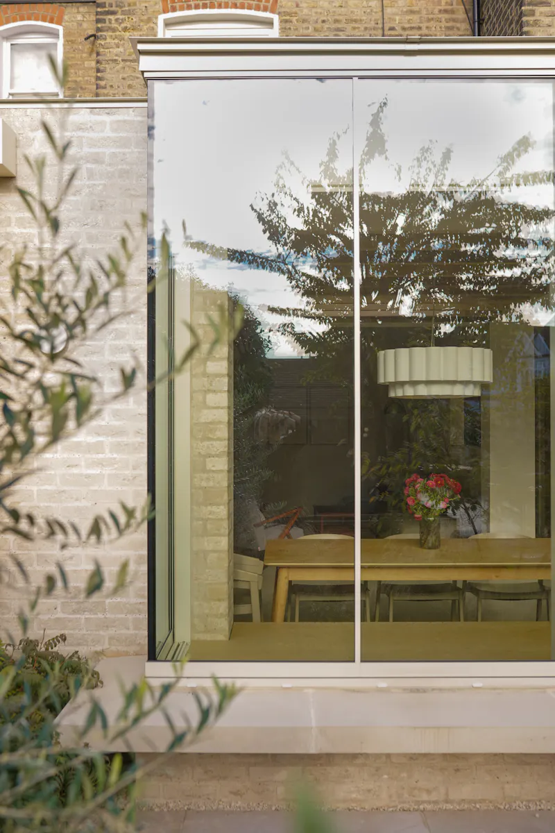 Design-led Leytonstone home, E546 (photo 15)