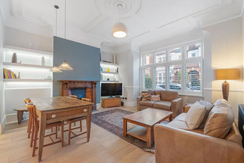 Floor - wooden at Bright Belsize Flat, F1267 (photo 2)