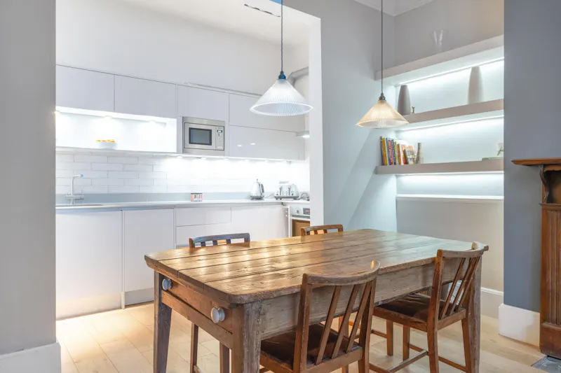 Kitchen at Bright Belsize Flat, F1267 (photo 8)