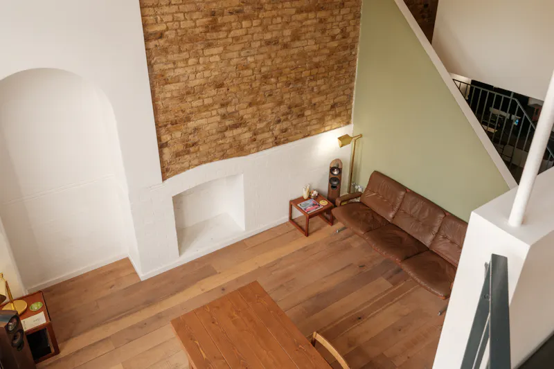 Stylish Hackney Conversion, F1268 (photo 41)