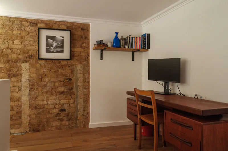 Stylish Hackney Conversion, F1268 (photo 25)